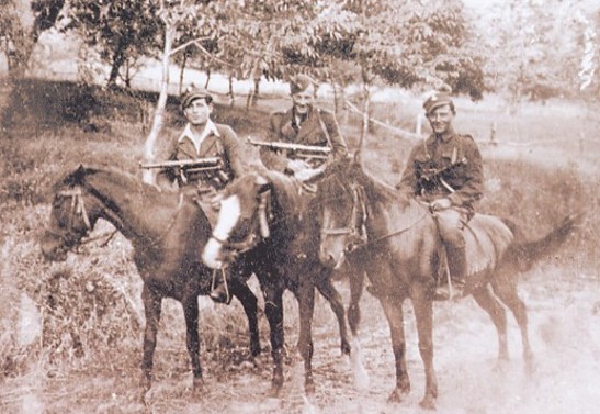 Image - UPA insurgents from Lisko county, Lemko region (1946) (photo from Litopys Ukrains'koi Povstans'koi Armii).